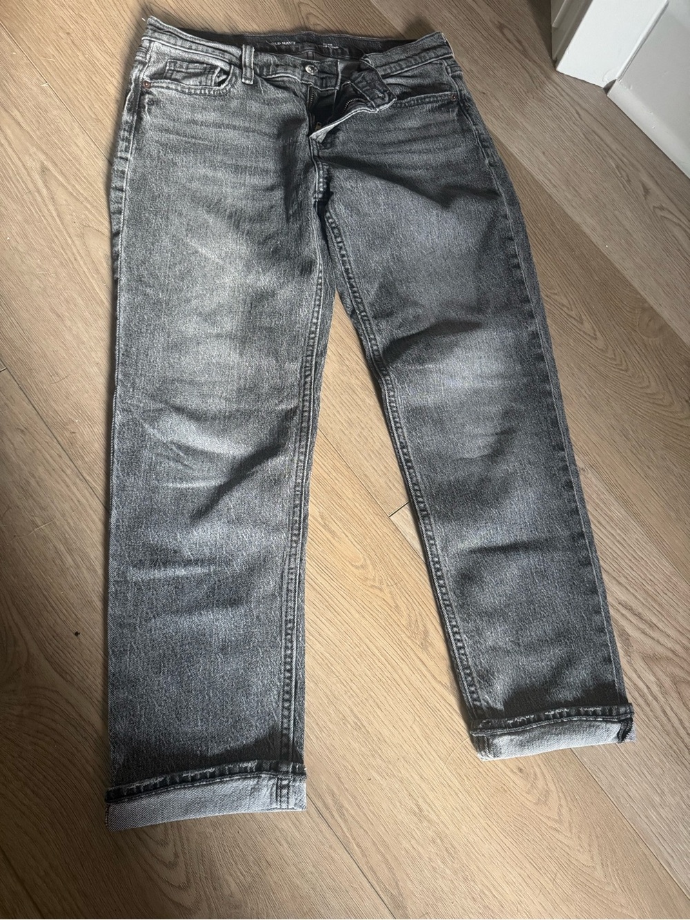 Old Navy Boyfriend Jeans Gray Black Wash | Size 6 Petite - Picture 2 of 4